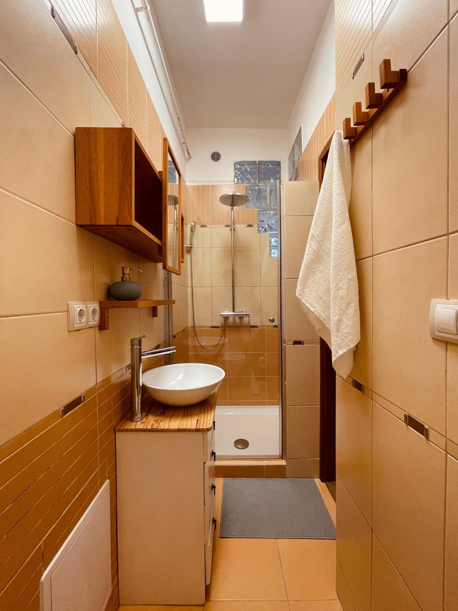 Zsolnay Walk-up Apartman