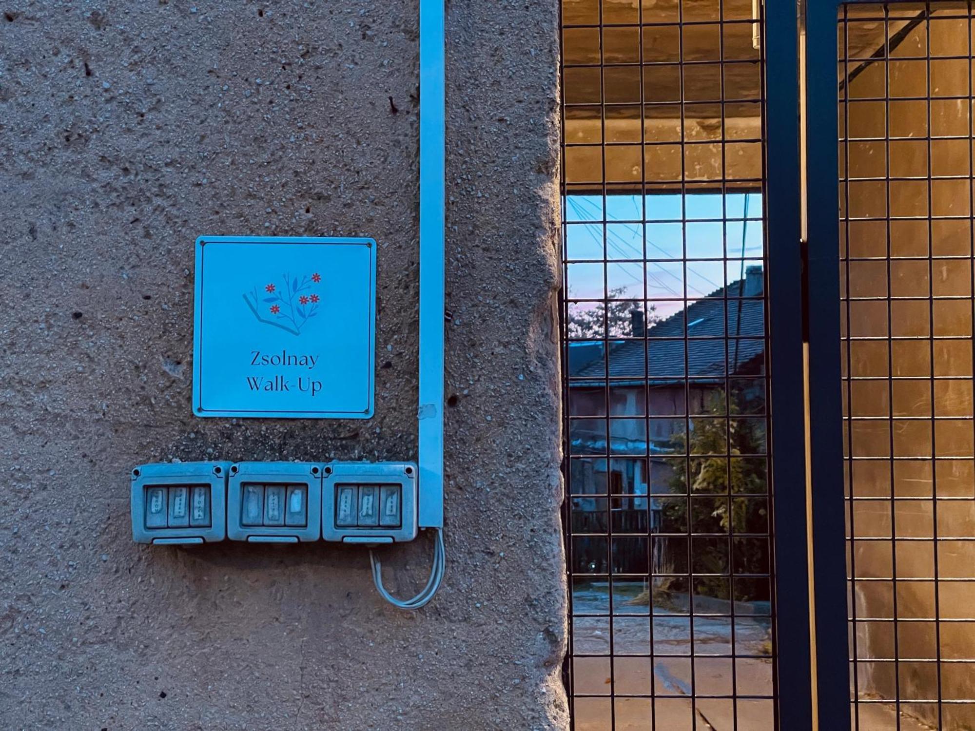 Zsolnay Walk-up * Pécs